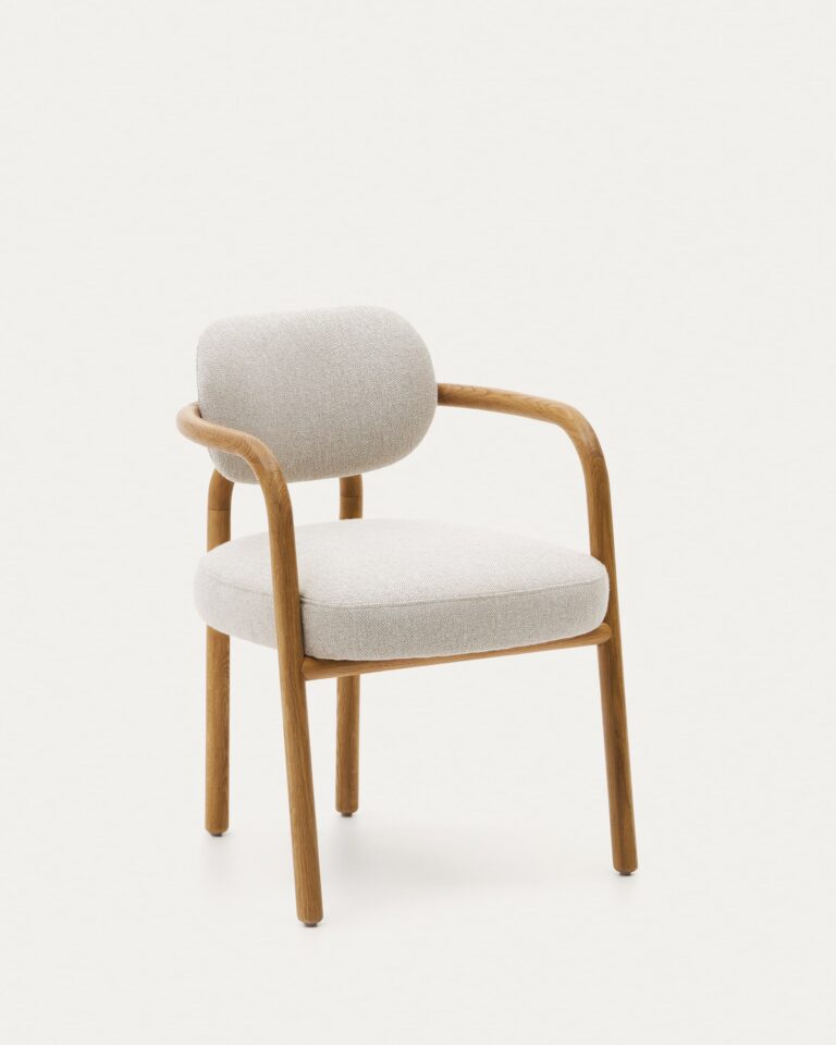 Silla Melqui beige de madera maciza de roble con acabado natural