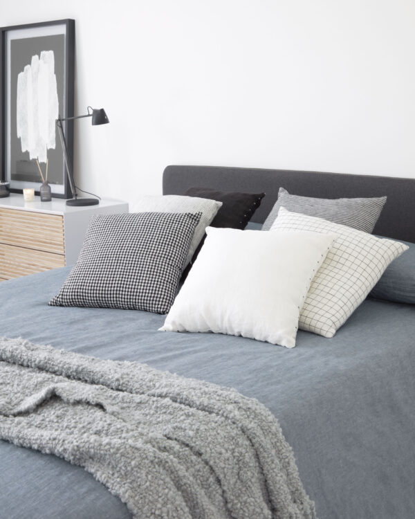 Funda cabecero Dyla negro para cama de hasta 150 cm