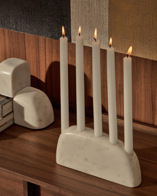 Candelabro grande Signe de mármol blanco 10 cm