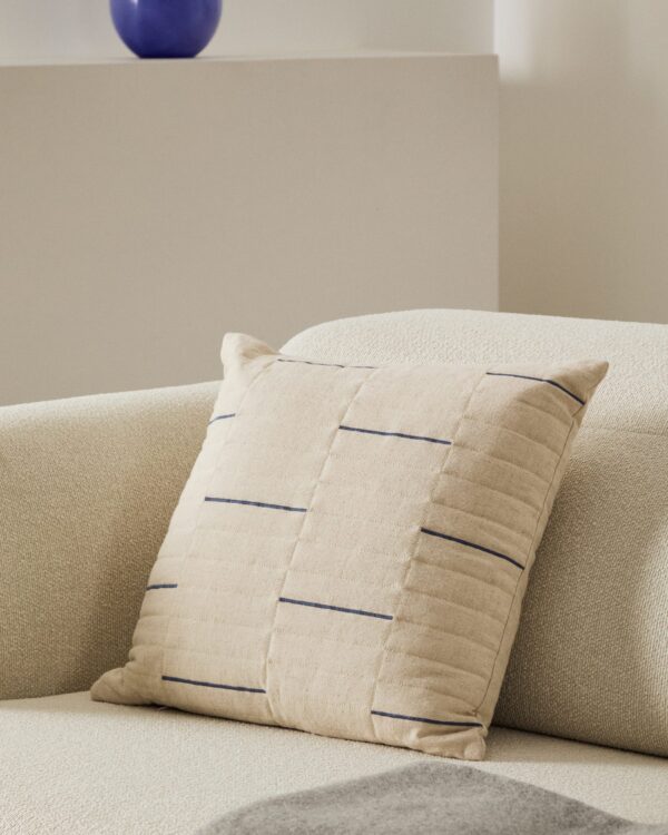 Funda de cojín Blaina de algodón y lino blanco con detalle bordado azul 45 x 45 cm