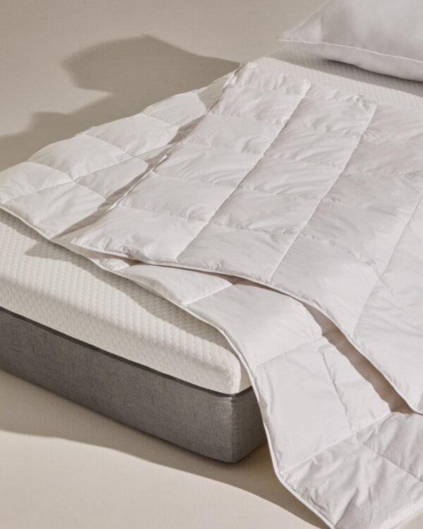 Nórdico Atra de plumón y pluma 190 g/m2 para cama de 80/90 cm hecho en España