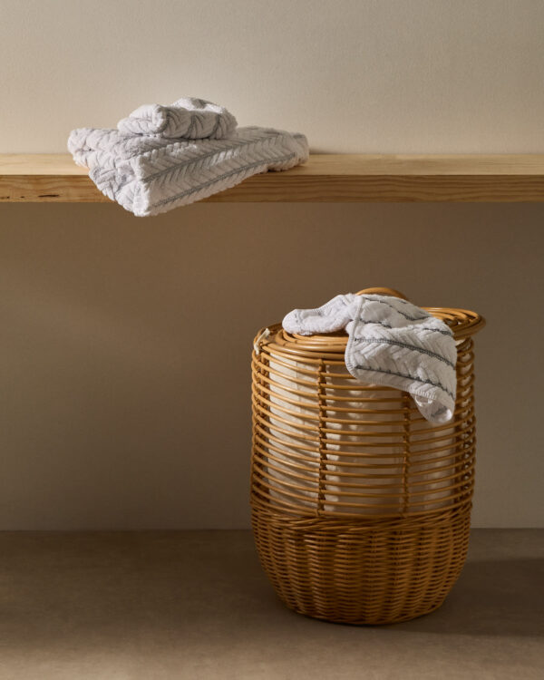 Cesta de ropa Liora de ratán 59 cm