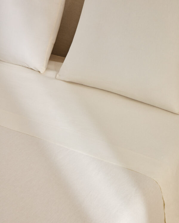 Sábana encimera Simmel de mezcla de lino color crudo para cama de 180 cm