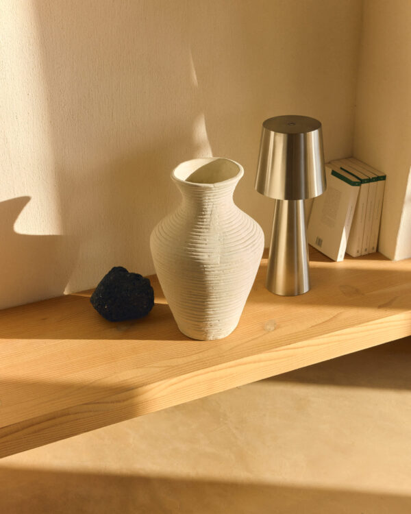 Jarrón Pria de papel maché beige 36 cm