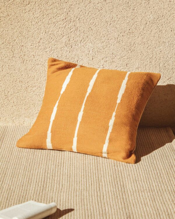Funda de cojín de suelo Daila con gráfico Ikat 100% PET naranja 70 x 70 cm