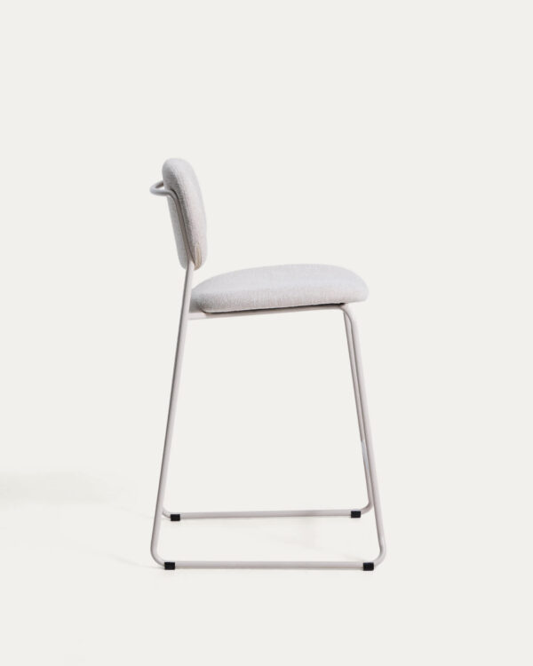 Taburete apilable Meli de chenilla beige y patas de metal beige FSC Mix Credit 65 cm