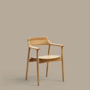 Silla Fondes de madera maciza de roble con acabado natural FSC Mix Credit