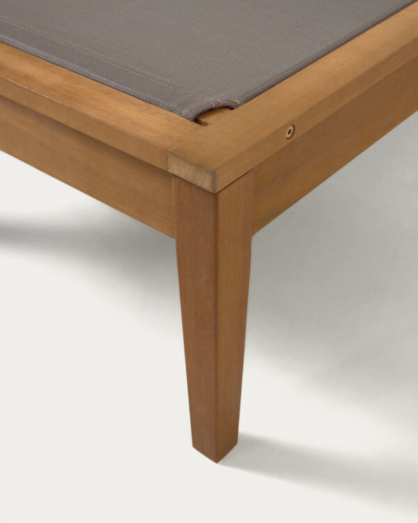 Tumbona de exterior Caterin gris y madera maciza eucalipto FSC 100%