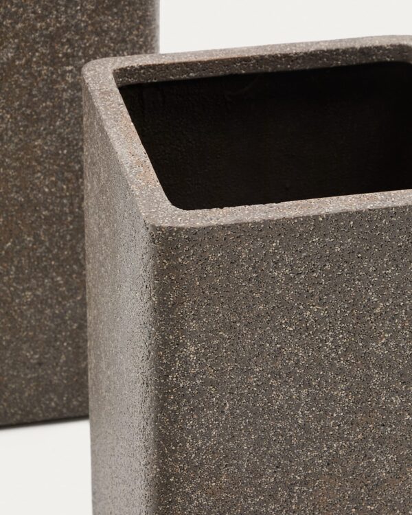Set Minoa de 2 maceteros altos de efecto piedra marrón 44 x 44 cm