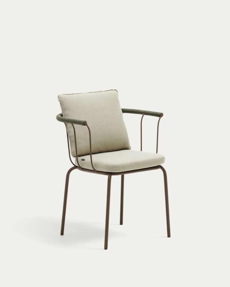 Silla apilable Salguer de cuerda y acero con acabado pintado marrón
