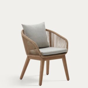 Silla Portalo de cuerda beige y patas de madera maciza de acacia FSC 100%