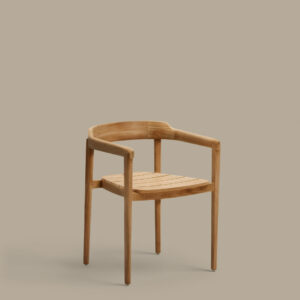 Silla apilable Icaro de madera maciza de teca con acabado natural FSC 100%