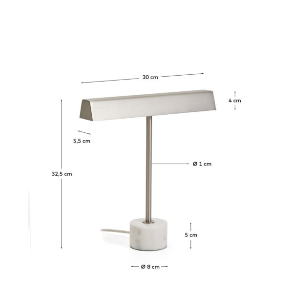Lámpara de mesa Lynor de metal cepillado con base de mármol blanco
