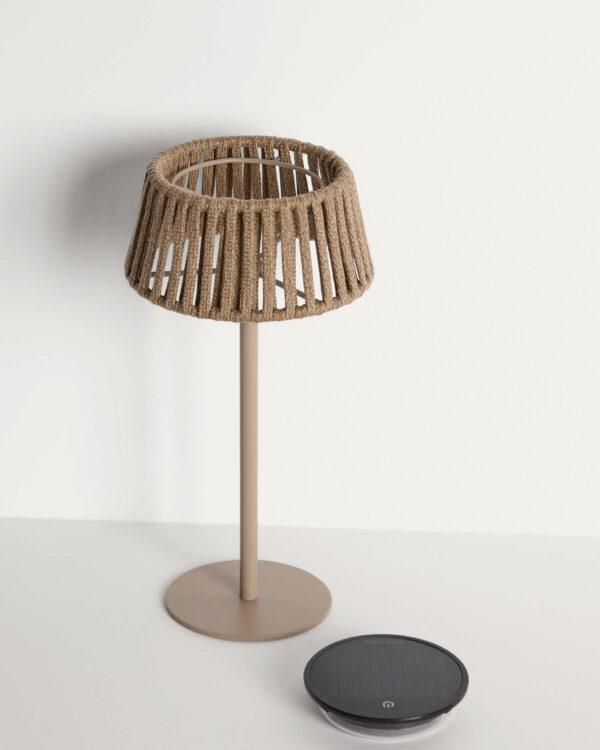 Lámpara de mesa solar para exterior Aldet de cuerda plana y pie de metal beige