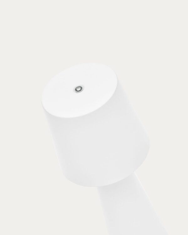Lámpara de mesa pequeña de exterior Arenys de metal con acabado pintado blanco
