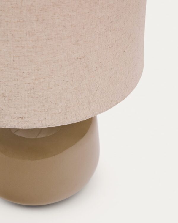 Lámpara de mesa Tay de cerámica verde y lino beige