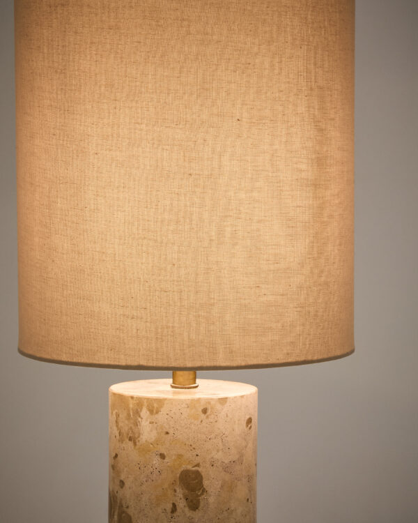 Lámpara de mesa Raze de mármol beige y pantalla de lino beige