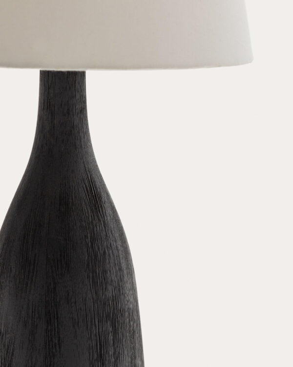 Lámpara de mesa Luvia de madera con acabado pintado negro