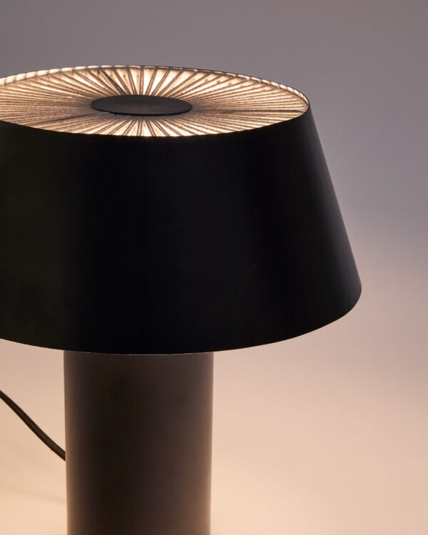 Lámpara de mesa Ancare de metal negro y cuerda beige