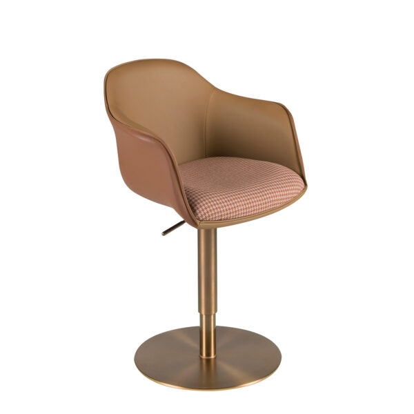 Silla giratoria tela marrón terracota y beige y polipiel marrón
