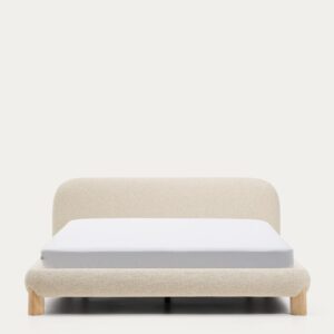 Cama desenfundable Odina bouclé crudo y patas de madera maciza de fresno con acabado tono