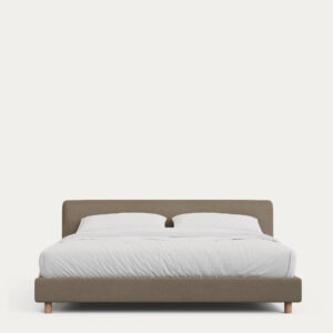 Cama desenfundable Valma de chenilla marrón y patas madera maciza de haya colchón de 180 x