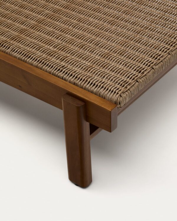 Tumbona Itani de madera maciza de acacia y ratán sintético FSC 100%
