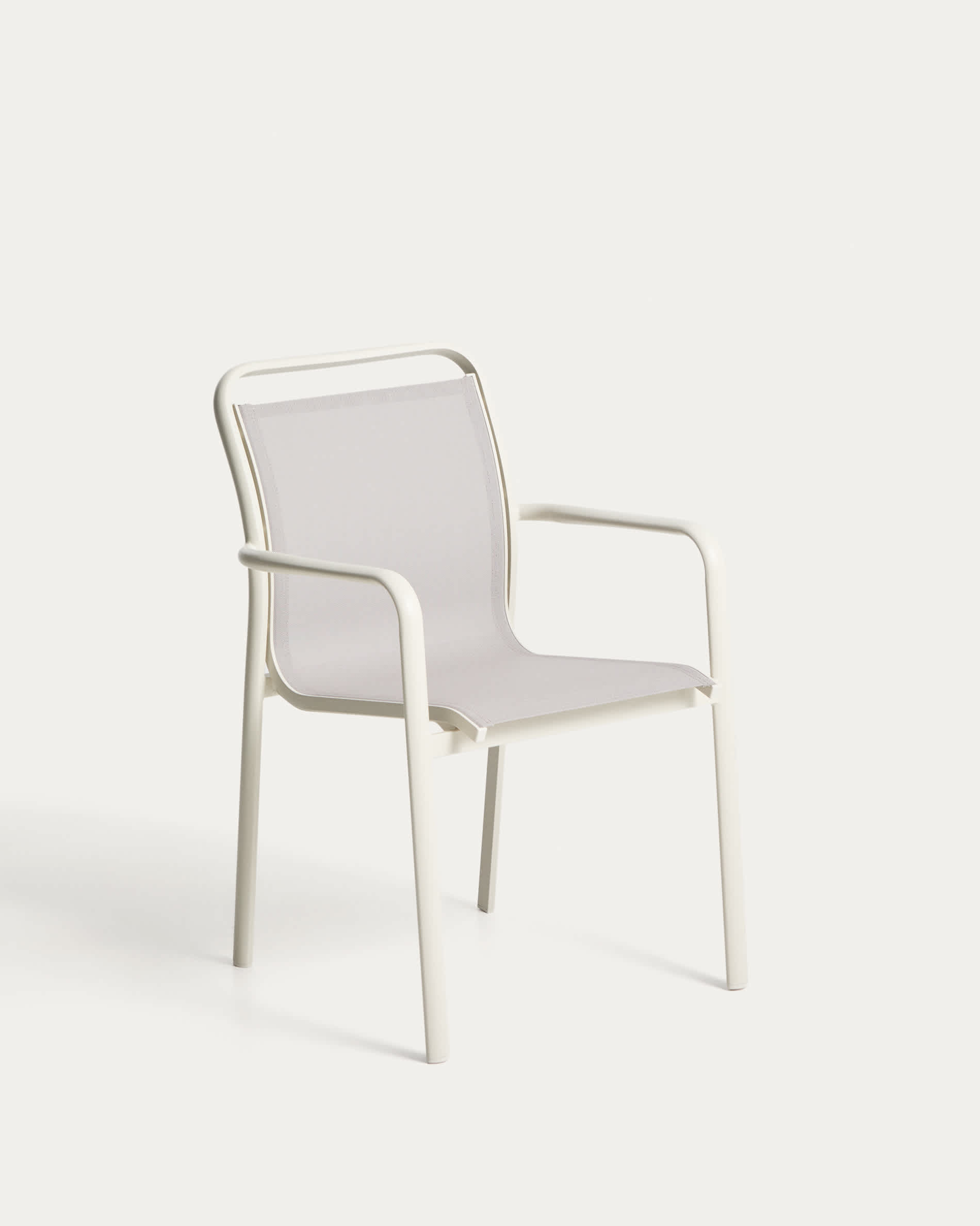 Silla apilable de exterior Luri de aluminio crudo y texteline beige