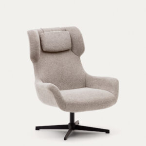 Butaca giratoria con brazos Zalina de chenilla beige y acero con acabado negro FSC 100%
