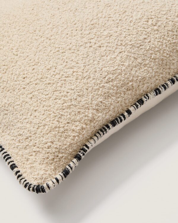 Funda de cojín Enari 100% algodón beige con vivo a contraste negro 50 x 50 cm