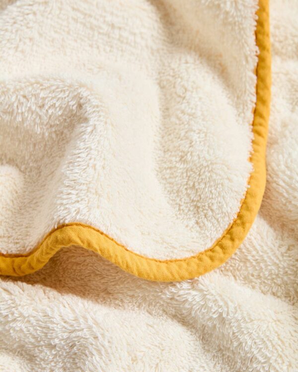 Toalla de tocador Sedora 100% algodón con detalle a contraste amarillo 30 x 50 cm